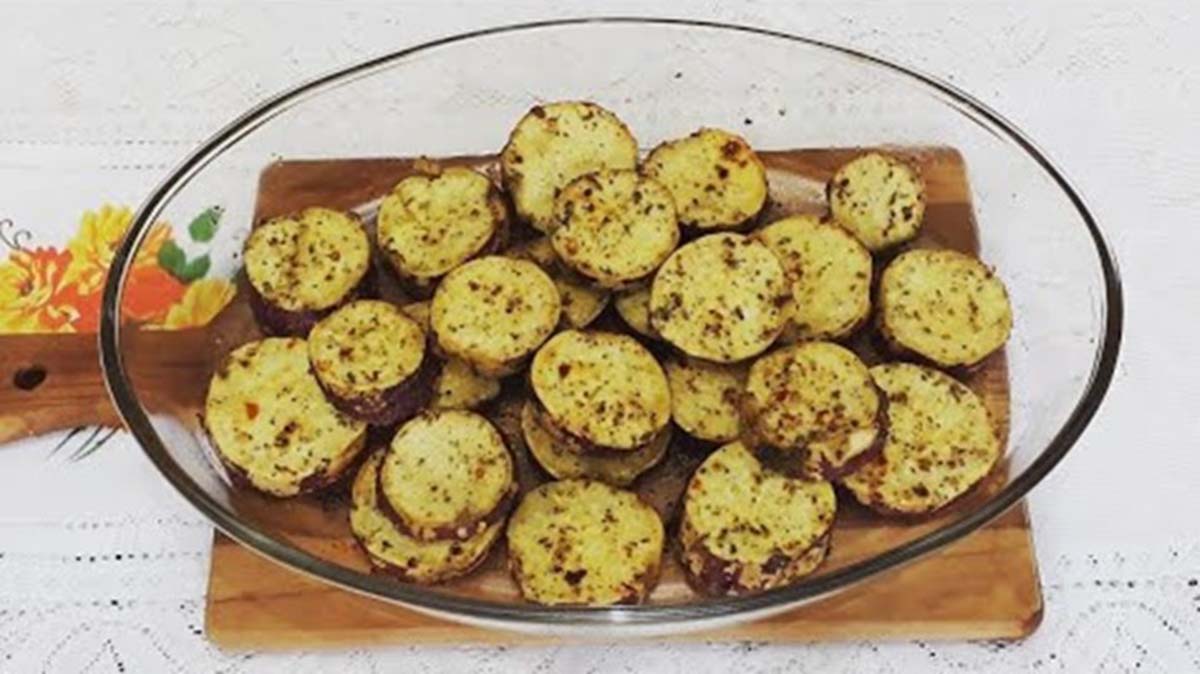 Como fazer batata doce assada no forno Só Para Mulheres